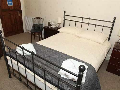 Fitzwarine House Whittington Hotell Eksteriør bilde